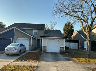 12054 Cobblewood Ln N, Jacksonville, FL 32225