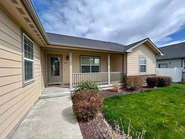 L Loop — Photo 54