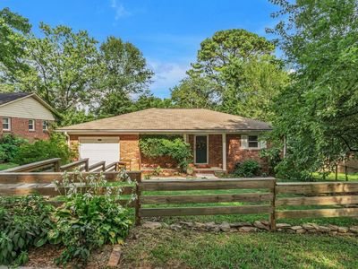 2204 E Arbor Dr NW, Huntsville, AL, 35811