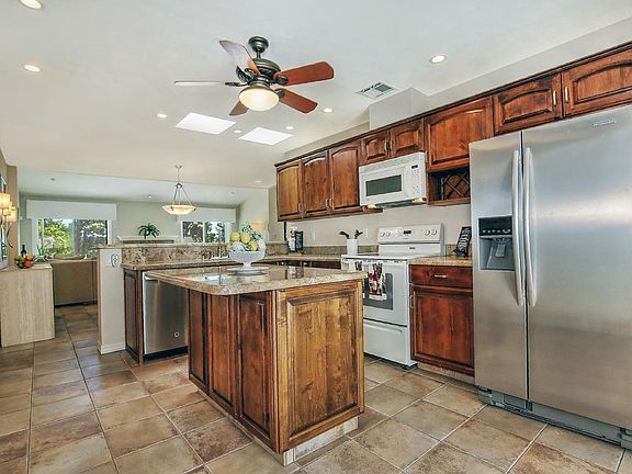 5th image of 7641 N Pinesview Dr