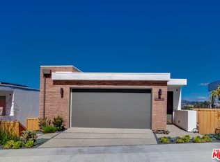 1637 N Bruce Ct, Los Angeles, CA 90026