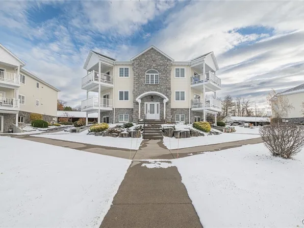 23 Dockside Dr, Morristown, NY 13664