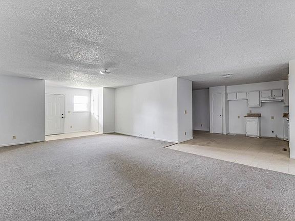 3rd image of 7028 W Frazier Ln