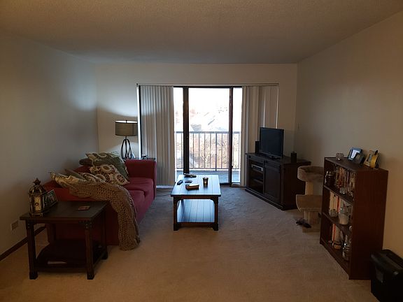 3rd image of 75 Kristin Cir APT 603