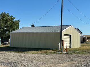 406 Grant Ave, Martinsdale, MT 59053