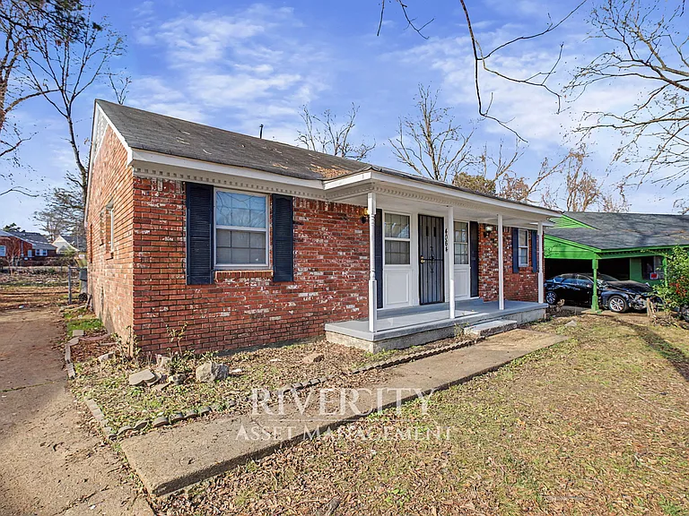 4064 Chippewa Rd — Photo 2