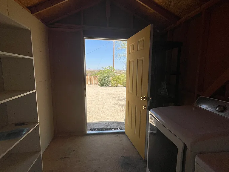 1975 Mountain Shadow Rd — Photo 11
