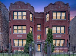 6424 N Albany Ave #3, Chicago, IL 60645
