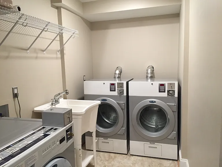 511 Park Ave #3A — Photo 16