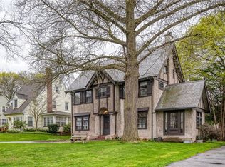 305 Yarmouth Rd, Rochester, NY 14610