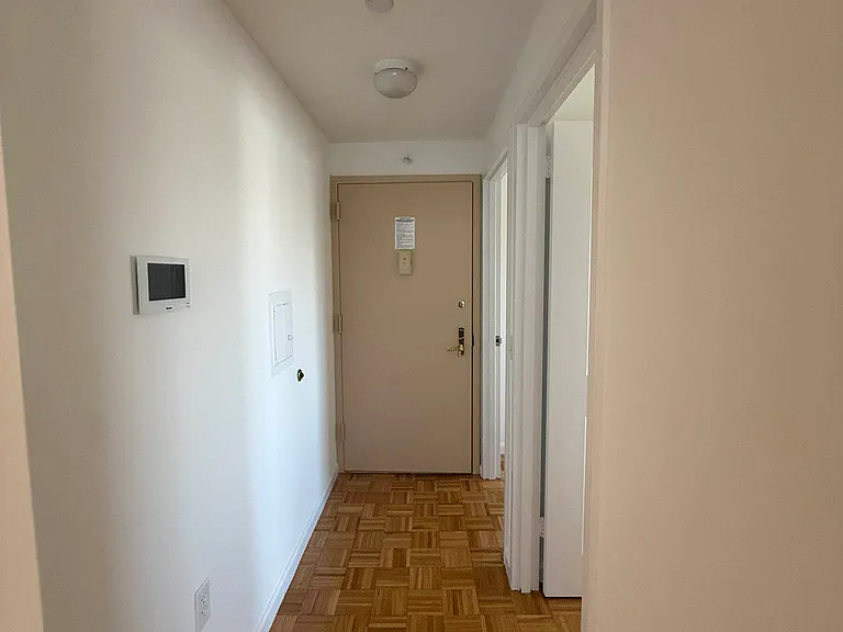 21-10 31st Ave #12 — Photo 9