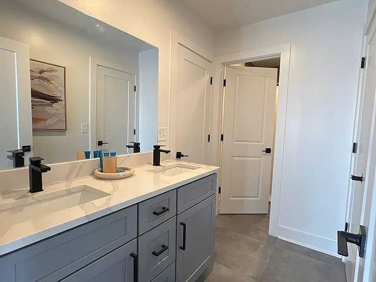 616 Stockell St #B — Photo 24