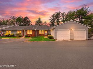 64 Boxwood Ter, Red Bank, NJ 07701