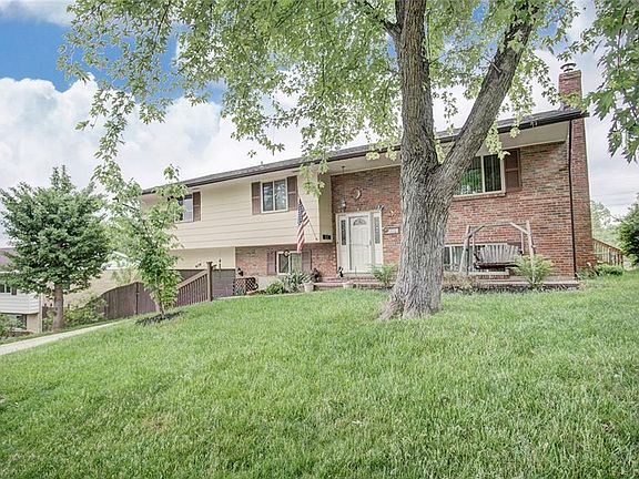 2nd image of 6154 Teagarden Cir