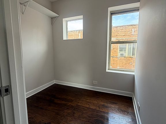5th image of 3007 W 19th St APT 3S