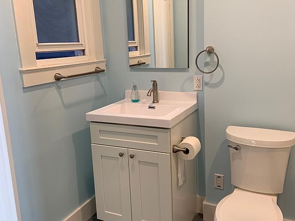 4th image of 1437 7th Ave #1