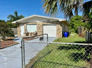 1358 NW Charlie Green Dr, Stuart, FL 34994