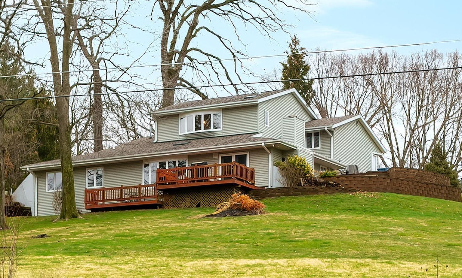 27701 Blackhawk Ct, Le Claire, IA 52753 Zillow