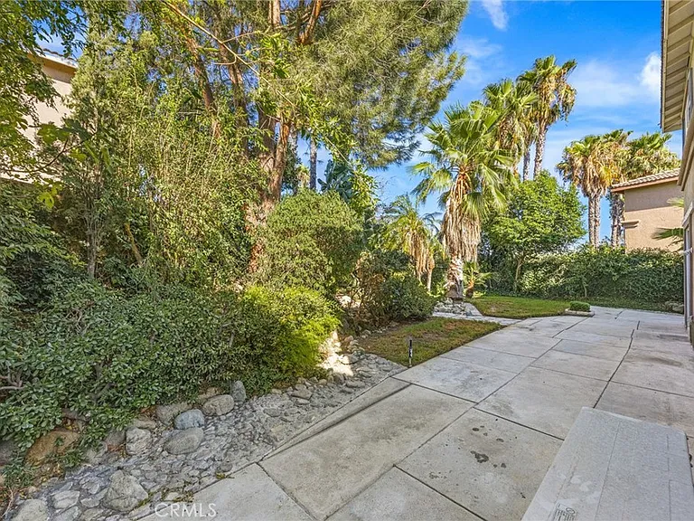 5855 Birkdale Ln — Photo 36