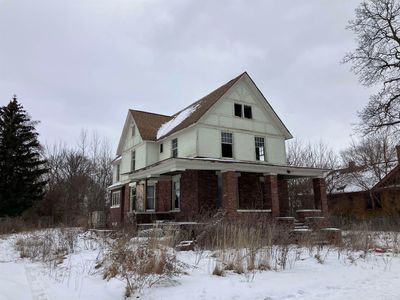 1029 E Holland Ave, Saginaw, MI, 48601