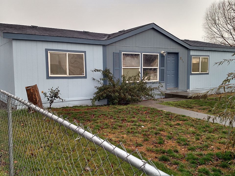 1st image of 311 N Douglas Ave