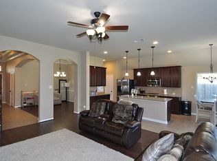 219 Round Lake Dr, Rosenberg, TX 77469