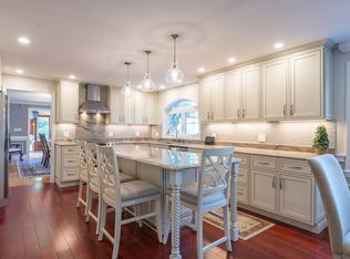 11 Saddle Hill Rd, Boxford, MA 01921