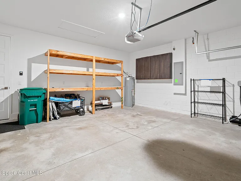 82 Hubble Ln — Photo 35