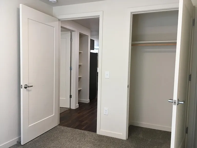 1714 NE 45th Ave #2 — Photo 4
