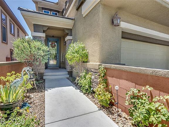 2nd image of 5513 Pinecroft Dr