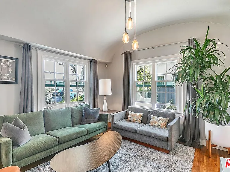 2630 S Bedford St #2630 — Photo 19