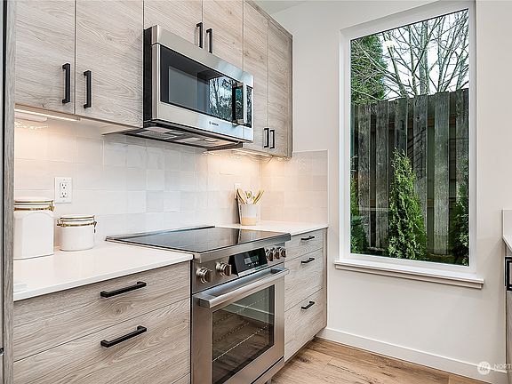 5th image of 4220 Latona Avenue NE