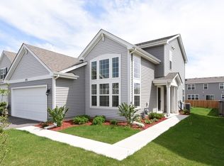 203 Maryland Ln, Pingree Grove, IL 60140