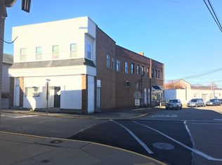 300 Longfellow St #A, Vandergrift, PA 15690