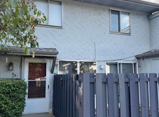 697 Cherry Hollow Rd #C, Columbus, OH 43228