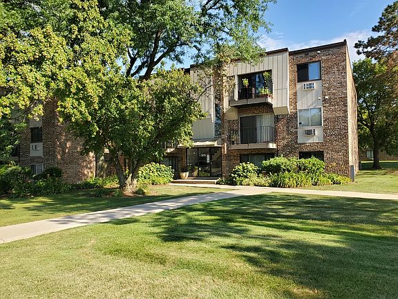 2nd image of 1475 N Winslowe Dr Unit 104