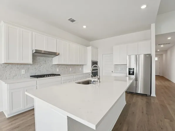 The Revere (570) Plan, Prairie Winds - Executive Collection