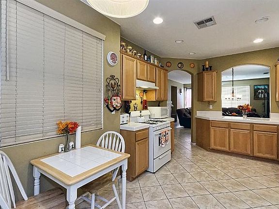 5th image of 14529 Heatherdale Ct
