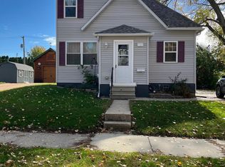 725 Water St SW, Sleepy Eye, MN 56085