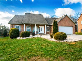 8115 Campbells Point Rd, Corryton, TN 37721