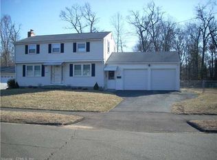 21 Oxford Dr, Enfield, CT 06082
