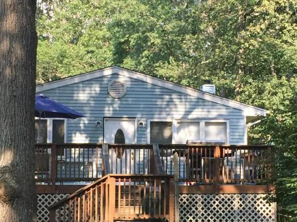 215 Miller Rd, Lakewood, NJ 08701