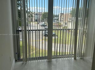 9401 SW 4th St APT 308, Miami, FL 33174