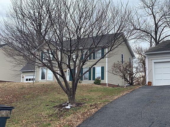2nd image of 10211 N Hampton Ln