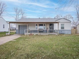 17304 E Bundschu Rd, Independence, MO 64056