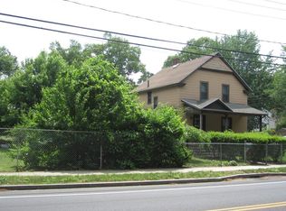 705 Bay St, Springfield, MA 01109