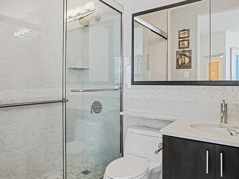 380 Rector Pl #20B — Photo 6