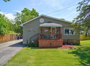 1567 Ryan St, Flint, MI 48532