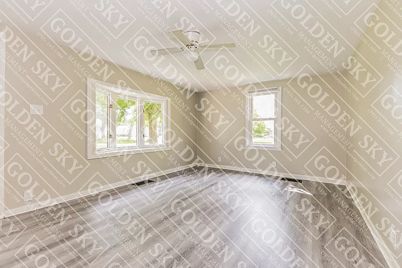 4 bed, 1.0 bath, 1496 sqft, $1,500 — Photo 4