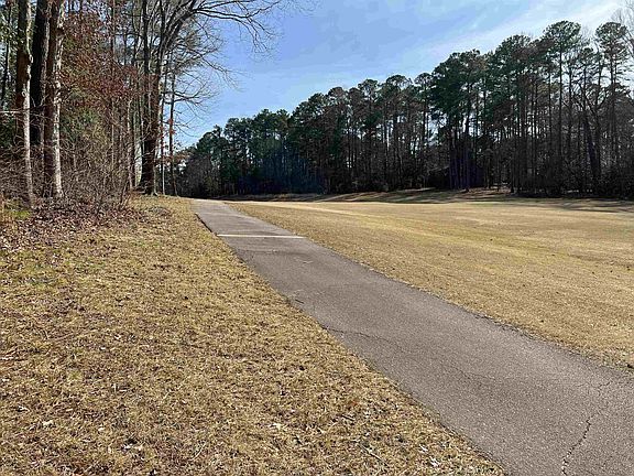 3rd image of 3255 Yorkshire Cir #3255